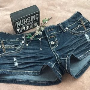 Almost Famous denim shorts.